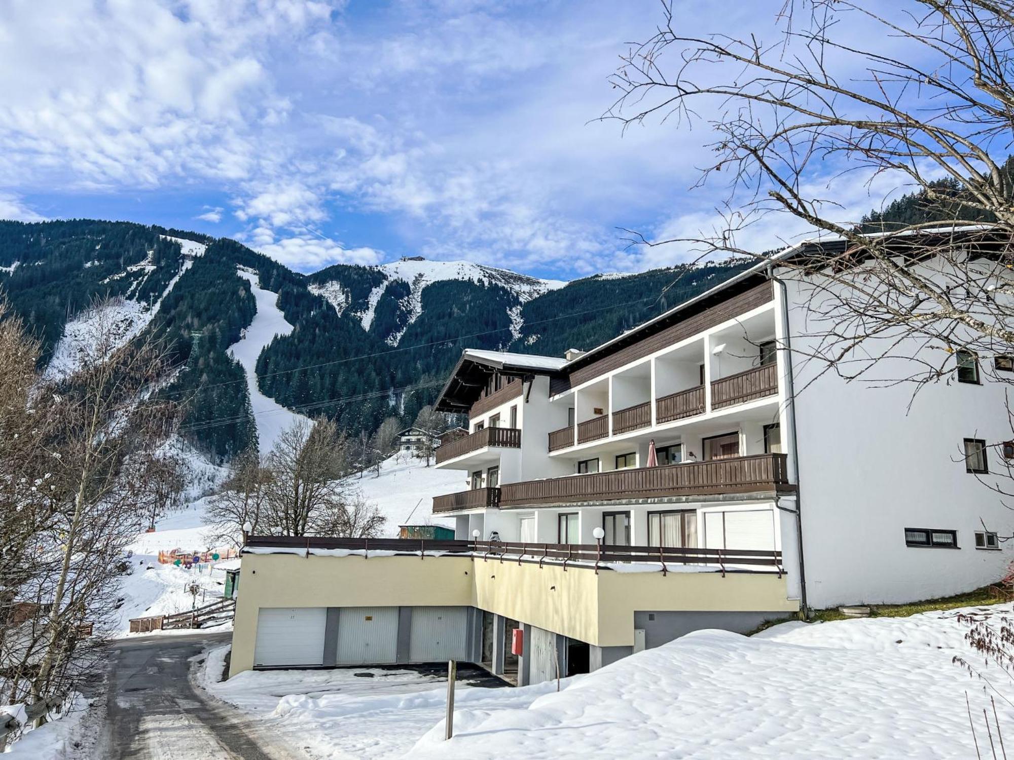 Apartment Holger By Interhome Zell am See Exteriör bild